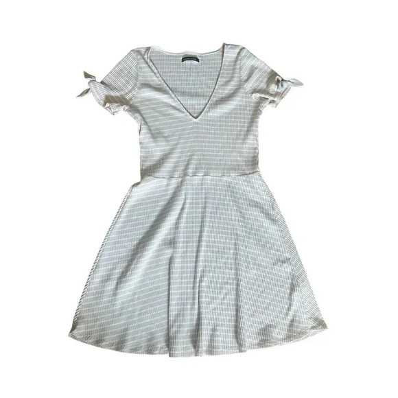 Abercrombie & Fitch Fit Flare Large Pink Striped Bow Tie Ribbed Dress - Picture 1 of 3